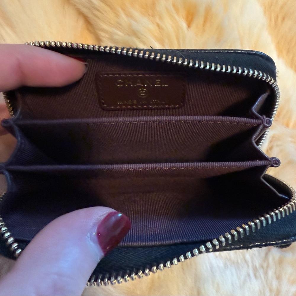 Chanel Card Case - Picture 4 of 7